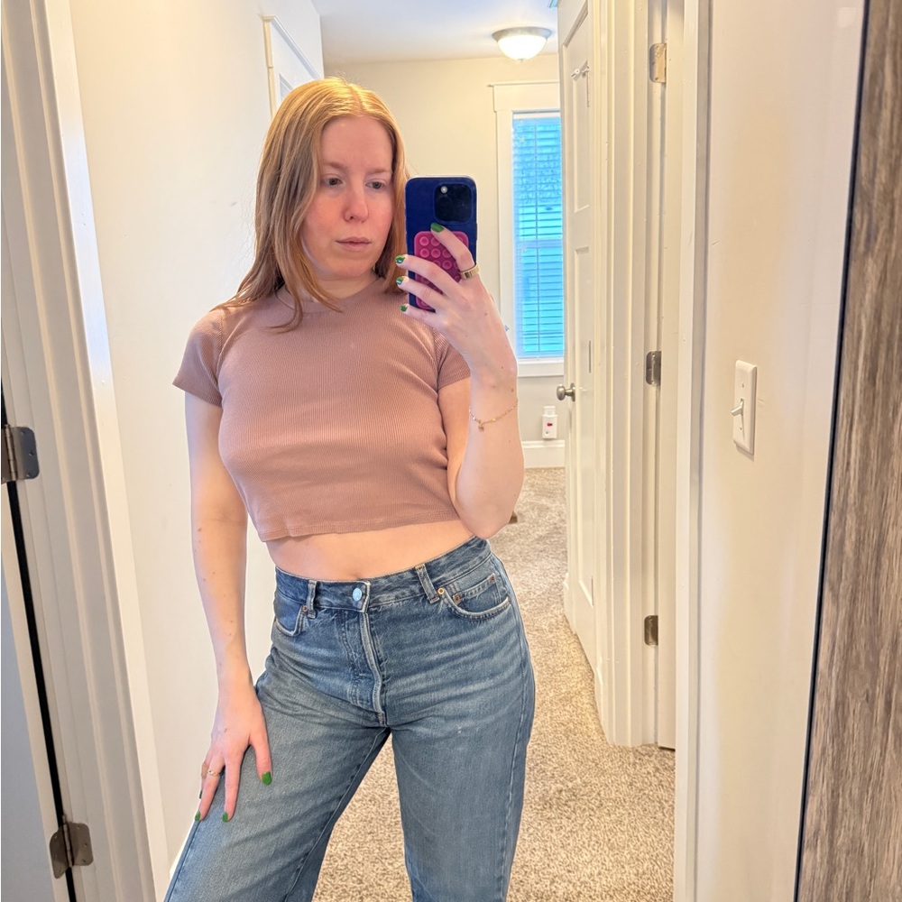 Aritzia TNA Muted Pink Crop Top
